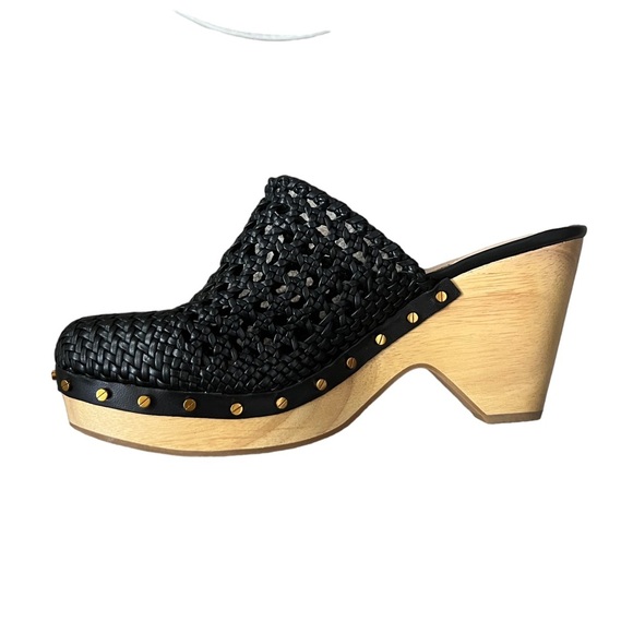 Veronica Beard Hardie Woven Leather Mule Clogs With Stud Trim Black NWOT Size 9.